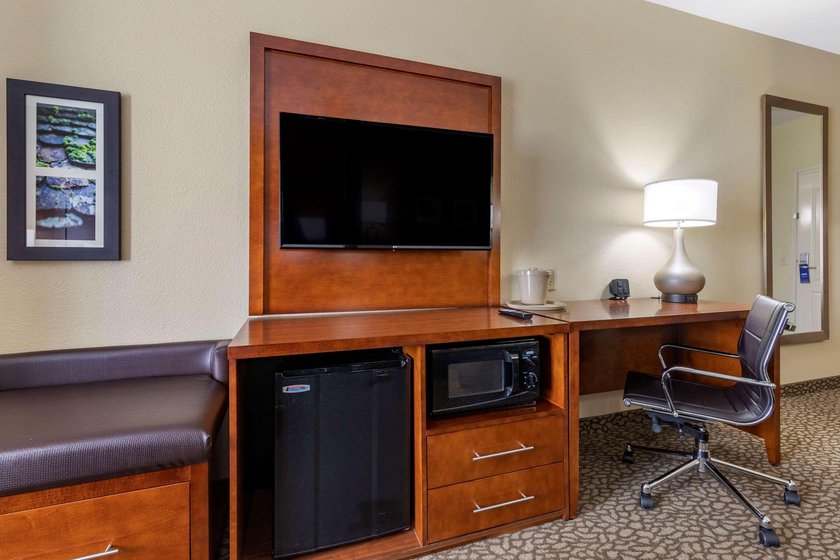 Comfort Suites Florence I-95 Buitenkant foto