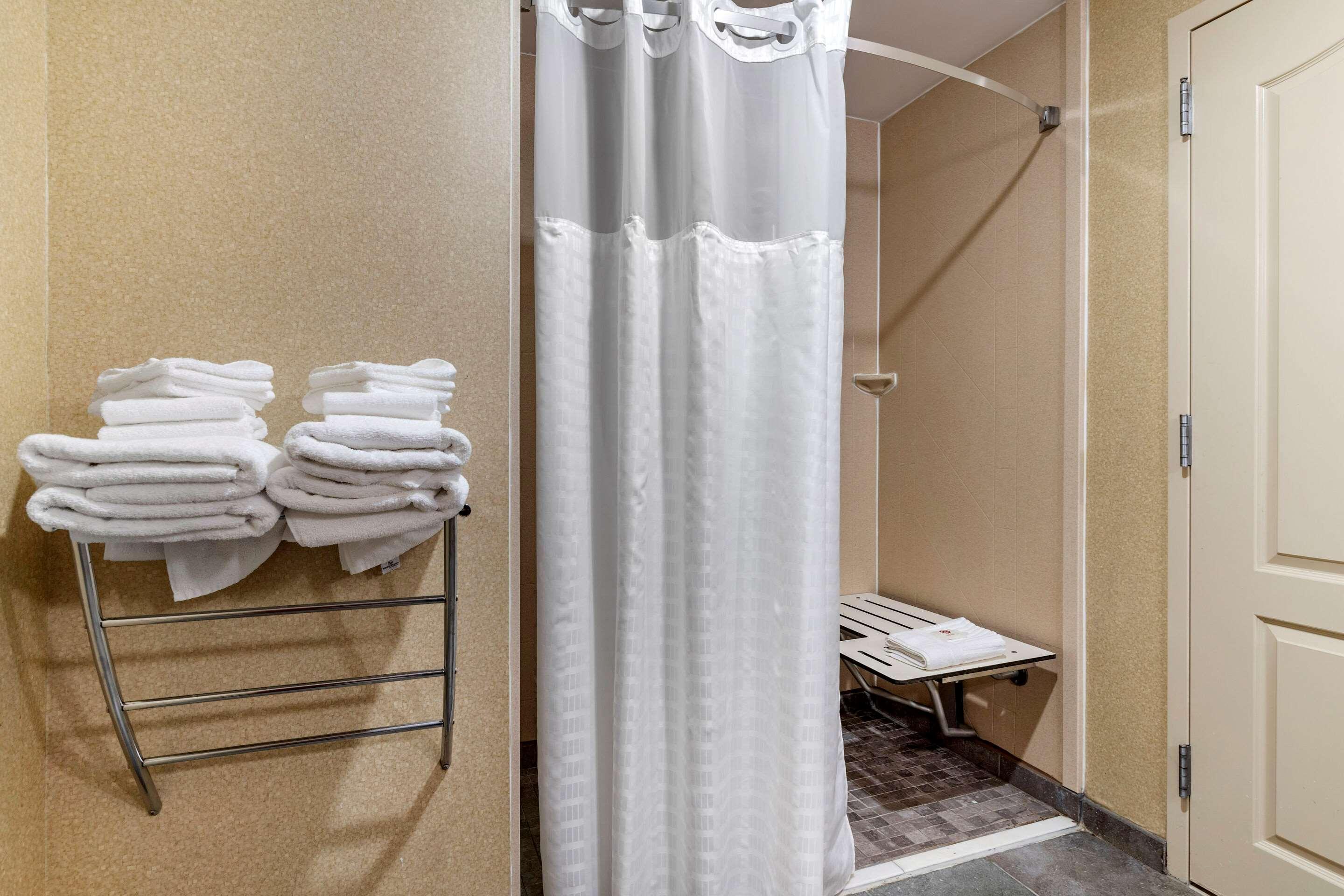 Comfort Suites Florence I-95 Buitenkant foto