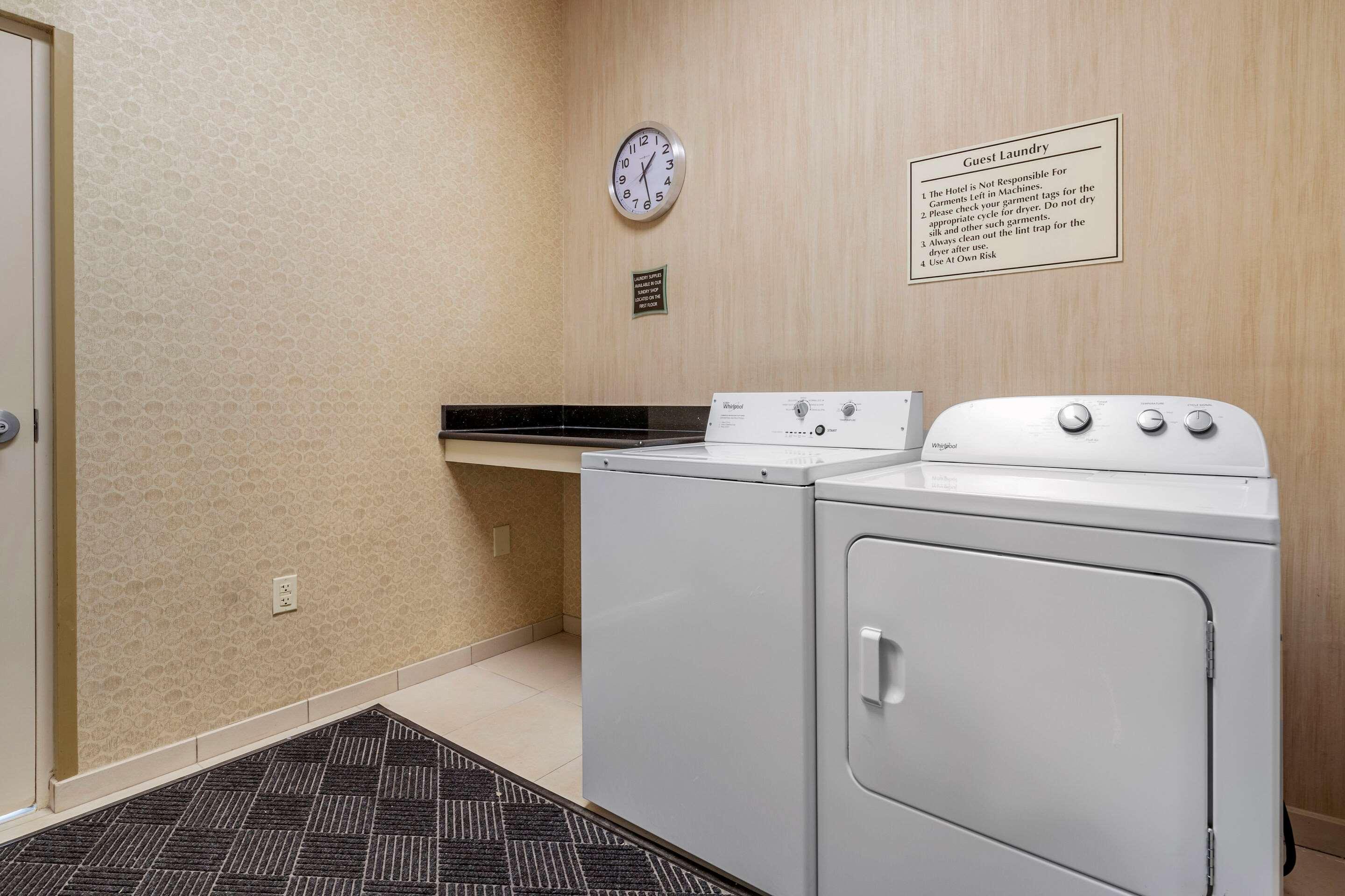 Comfort Suites Florence I-95 Buitenkant foto